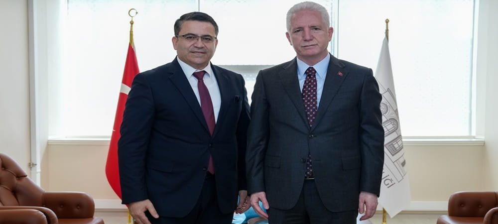 İstanbul Valisi Davut Gül, Cem TV’ye başarılar diledi